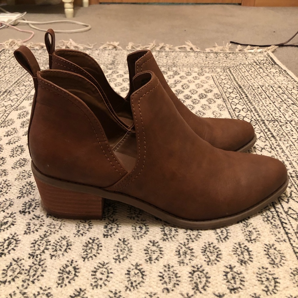 brown booties